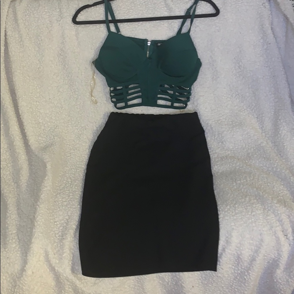 FASHION NOVA PENCIL SKIRT ONLY